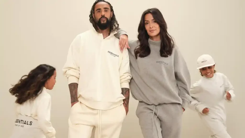 Geschäft Essentials Cothing