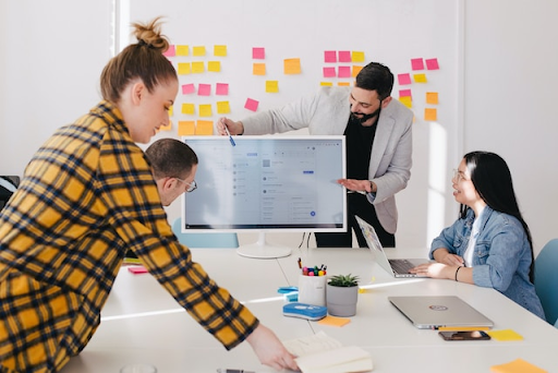 How to Choose the Right Professional for Your Company